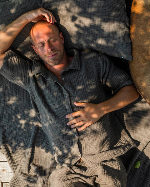 Pysjsett i bomullsmusselin fra Gustav Ovland